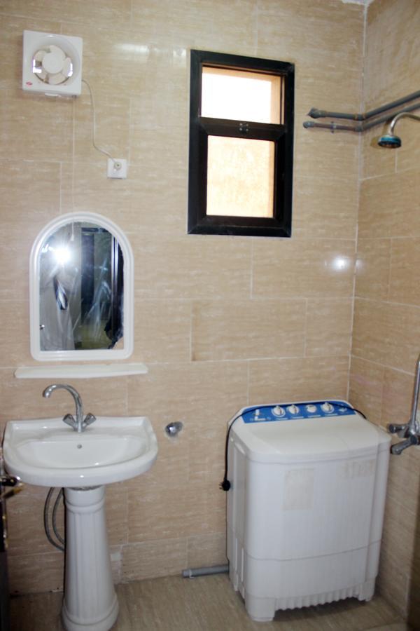 Al Eairy Apartment-Alqaseem 1 Бурайда Екстер'єр фото